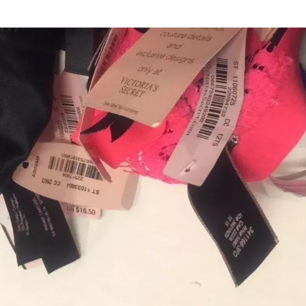 Victoria's Secret Panty 25 Pc Wholesale Resale - Picture 5 of 5